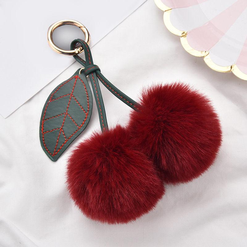 Fashion New Cute Fluffy Artificial Rabbit Fur Ball Pompom Leaf Keychain Cherry Key Chain Handbag Pendant Car Key Chain Ring