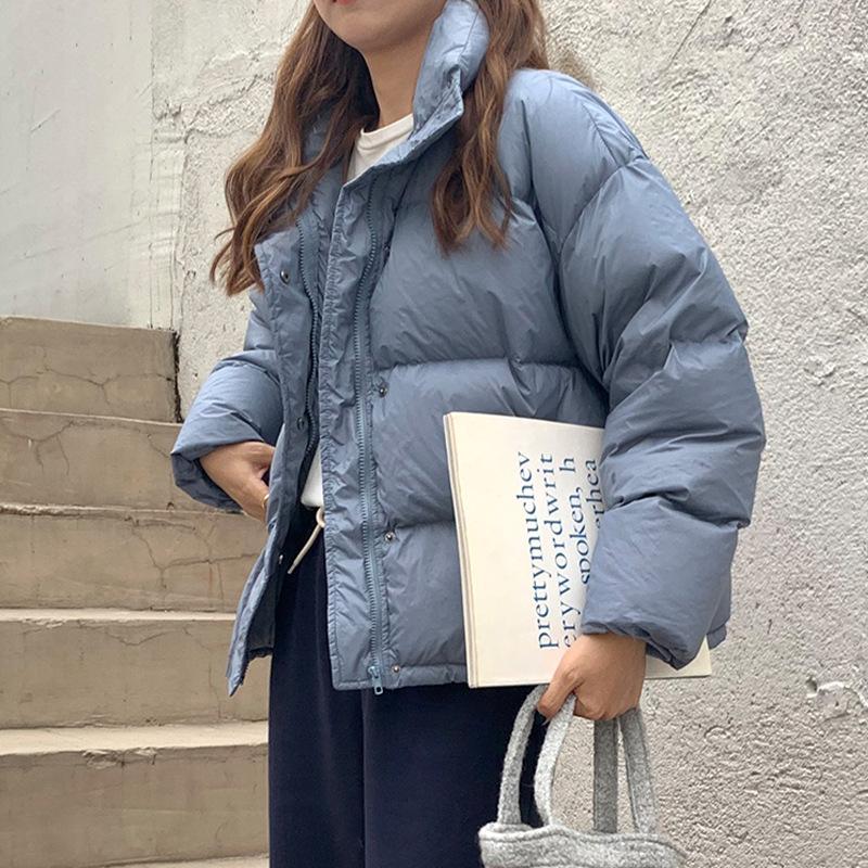 Пуховик женский 2024 года, новая корейская версия, свободный, утолщенный, теплый, белый, с воротником-стойкой, куртка из утиного пуха, короткая куртка