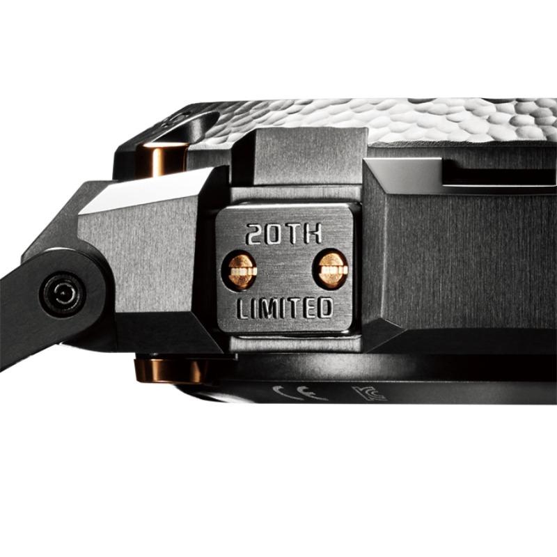 Casio Мужские аналоговые кварцевые часы MRG-G1000HT-1A с защитой от ударов и водозащитой 200 м