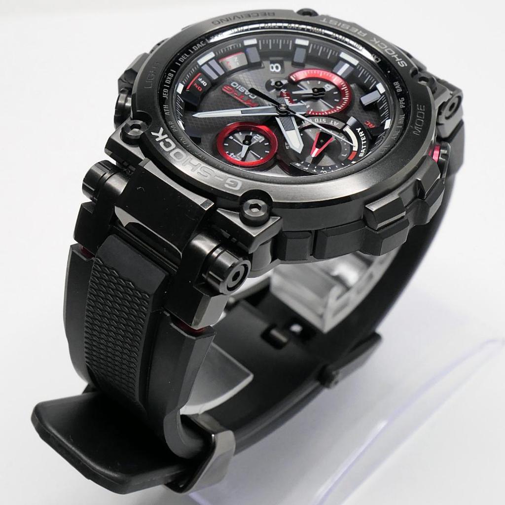 Used Operational  Beautiful Condition MTG-B1000B G-SHOCK MT-G Radio Solar Red