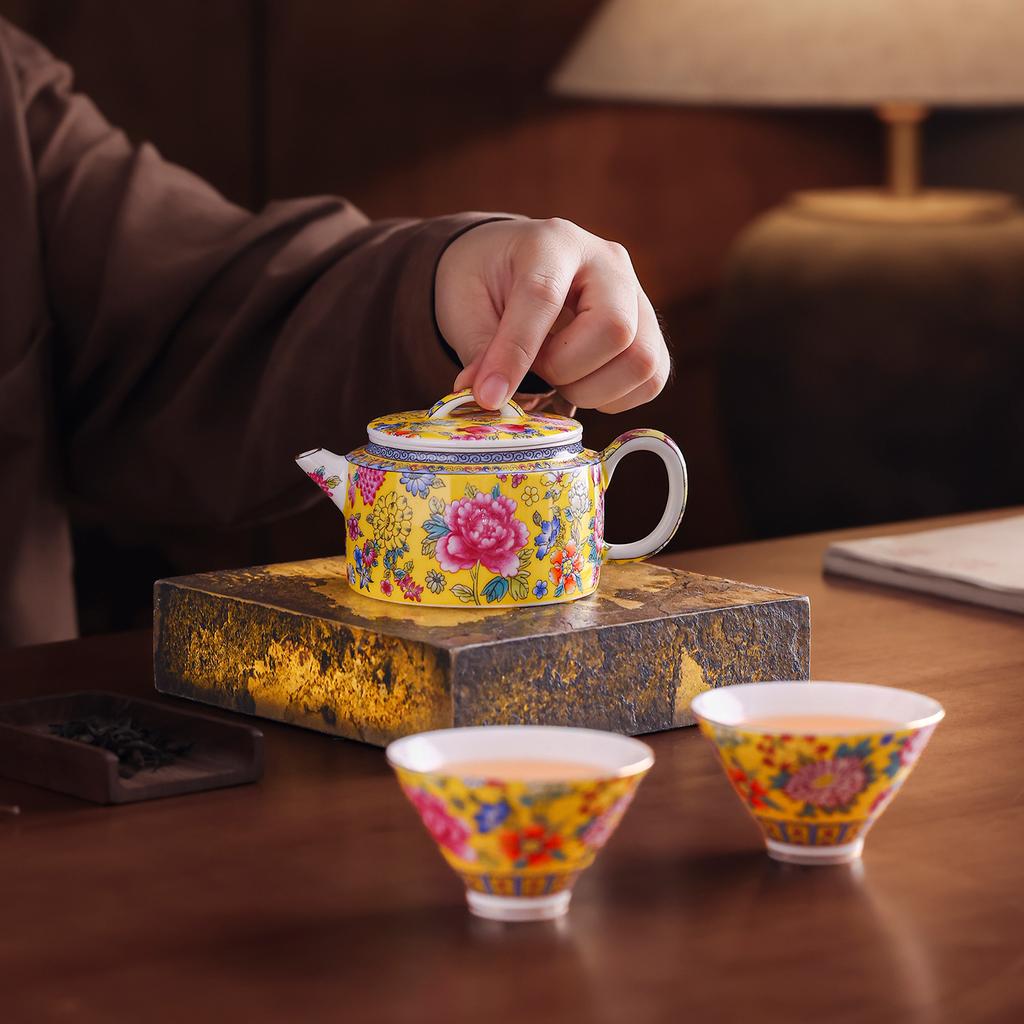 Palace style enamel color ceramic travel tea set, one pot and two cups, portable express cup, kung fu tea set, souvenir