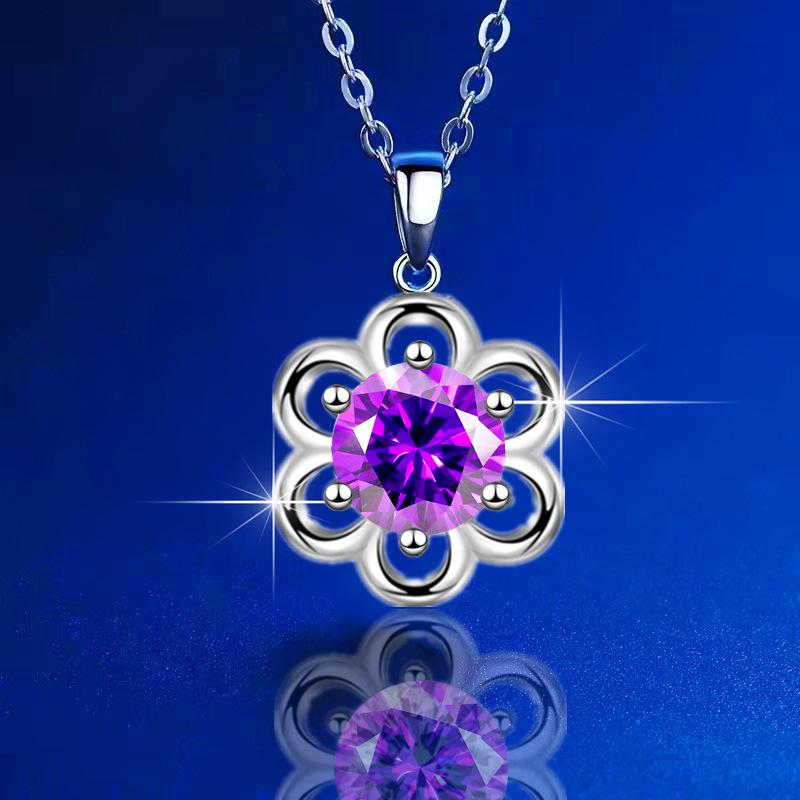 Moissanite Zircon Sunflower Pendant Necklace Accessories Ladies Niche Fashion Collarbone Necklace Jewelry