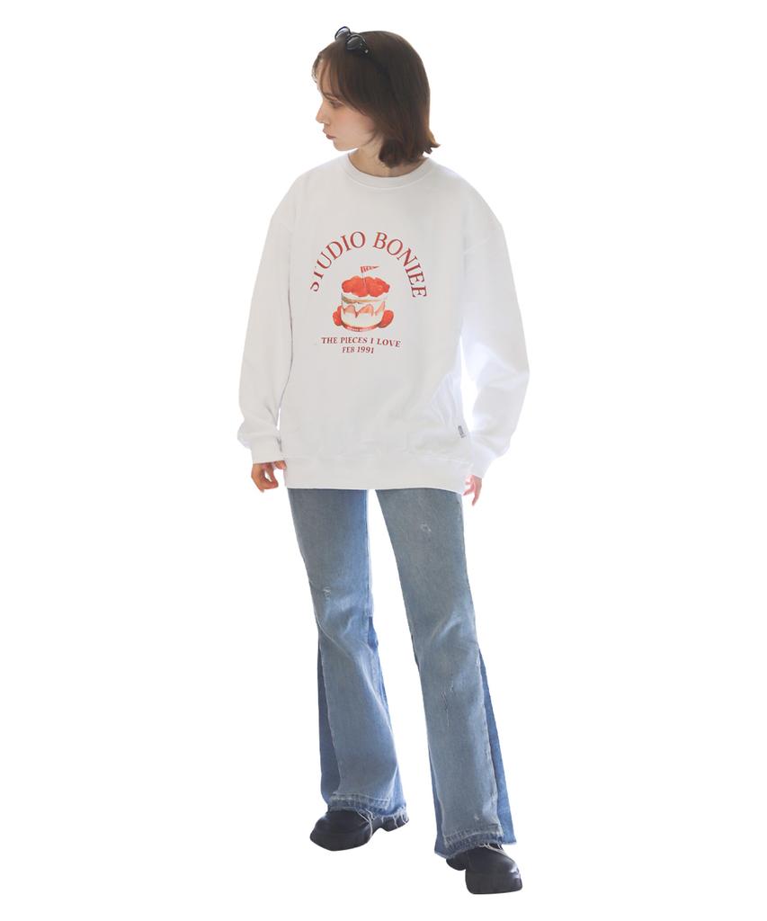 BONIEE [Fleece Lined] Strawberry Cake Collage Logo Graphic Oversized Sweatshirt White