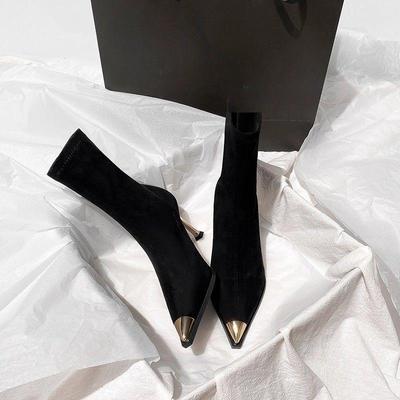 Женские черные замшевые ботильоны на шпильке с металлическим носком - Новый стиль осень/зима 2025