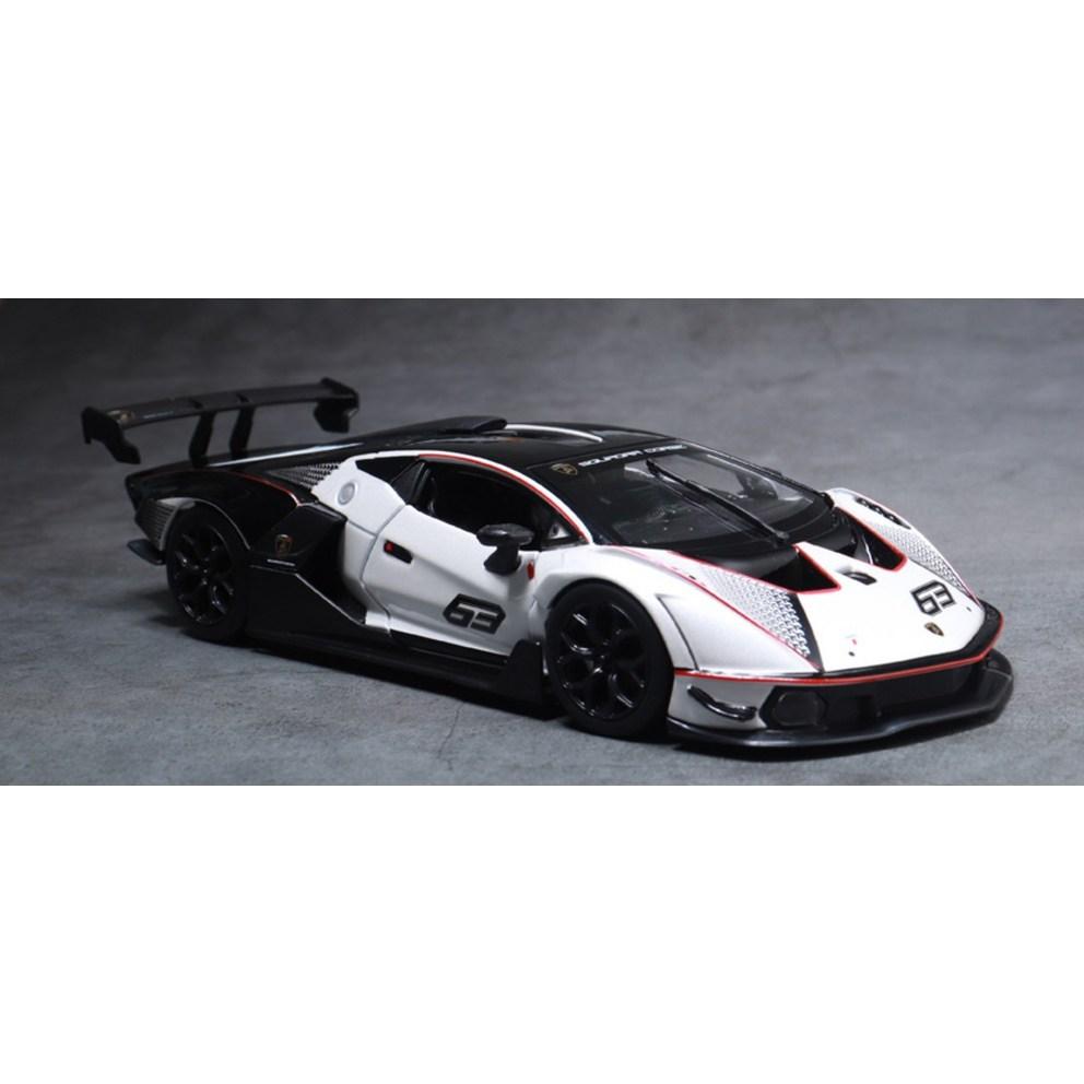Ббураго 1:Литой модельный автомобиль Lamborghini Essenza SCV12, масштаб 1:24, белый