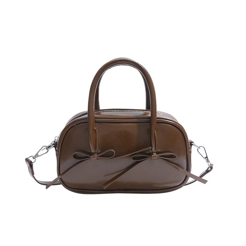 Red Bow Baguette Underarm Bag Women's 2025 New Fashion Commuter Premium Sense Bag Portable Shoulder Bag