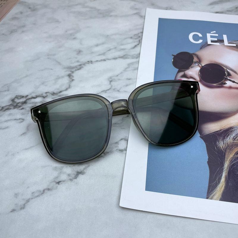 New Women's Fashion Folding Sunglasses Women's Brand Designer Glasses Oval Glasses Lady Retro Sun Glasses UV400 Eyewear