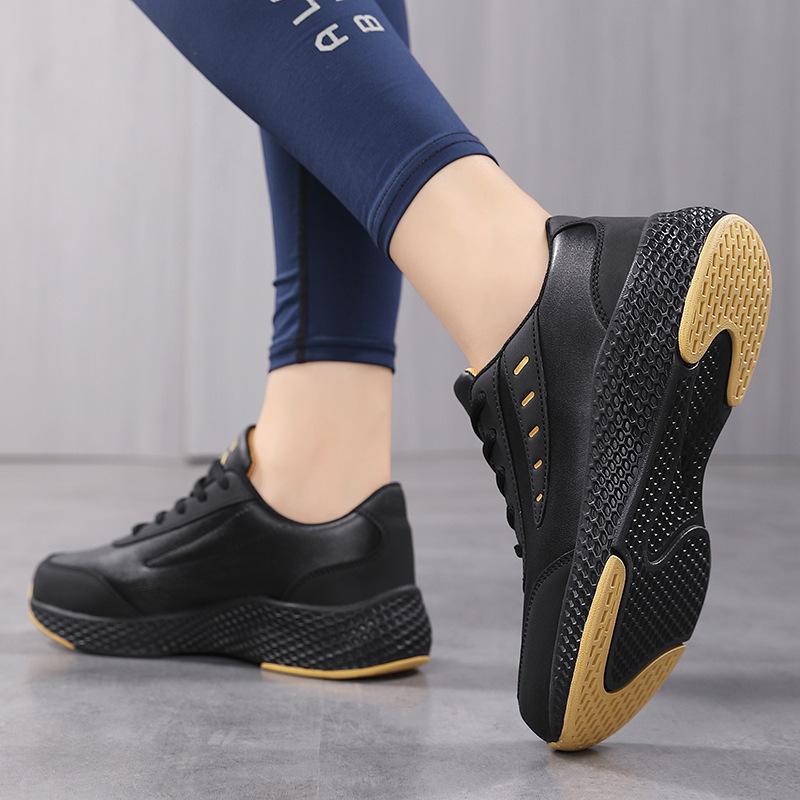 Women's Leather Sneakers Lightweight Casual Sneakers Lace Up Flats Comfortable Black Running Shoes Anti-slip Outdoor Sports