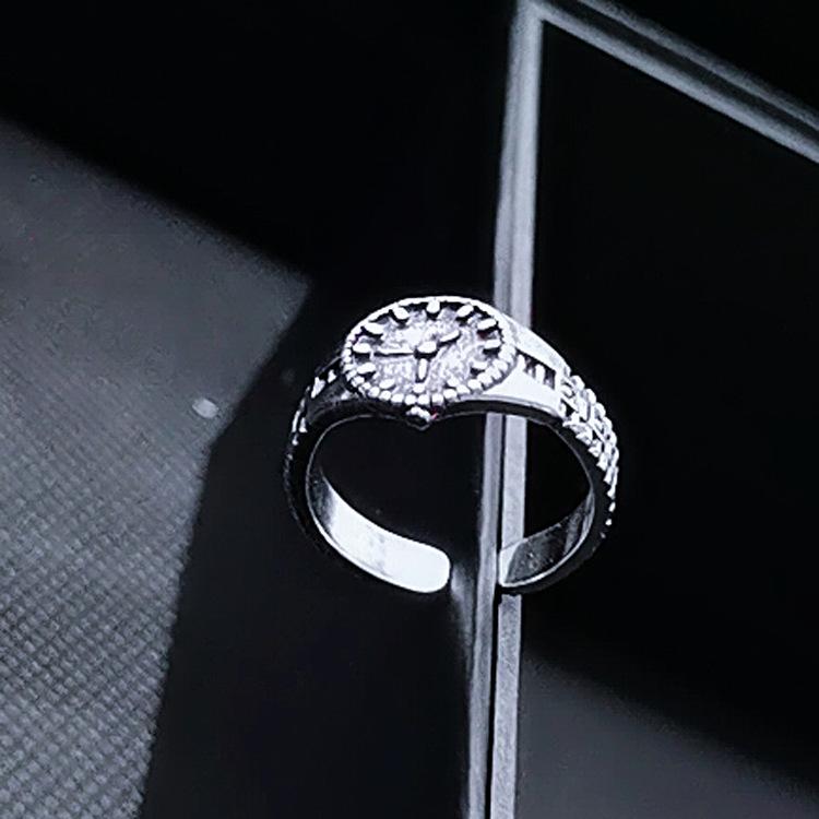 Jewelry New Creative Watch Shape Fashion Couple Hand Jewelry Ring