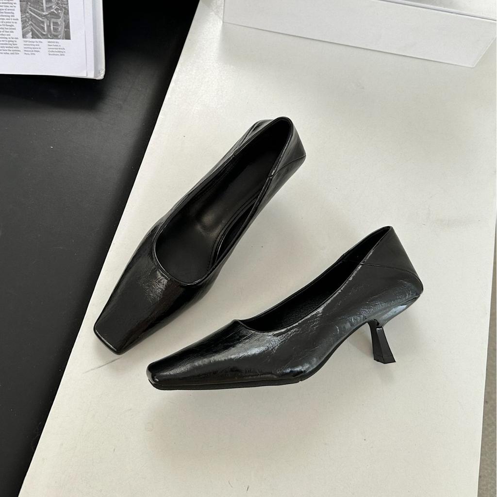 Yuanlitong Spring New High Heels Women's Wear High-end Sense Thin Heel Square Head Retro Women's Shoes Professional Style Casual Shoes
