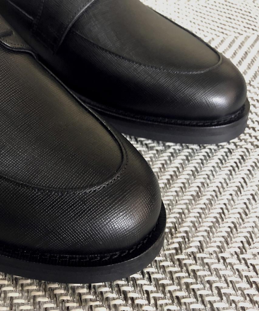 Joenshoe Human U-Tip Oxford Black Saffiano