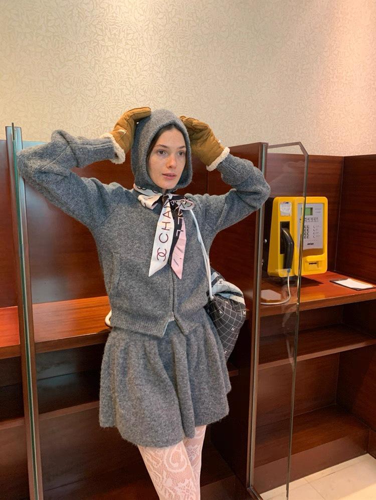 Европейско-американский осенний ретро французский кардиган с капюшоном и комплект юбки-полусолнца