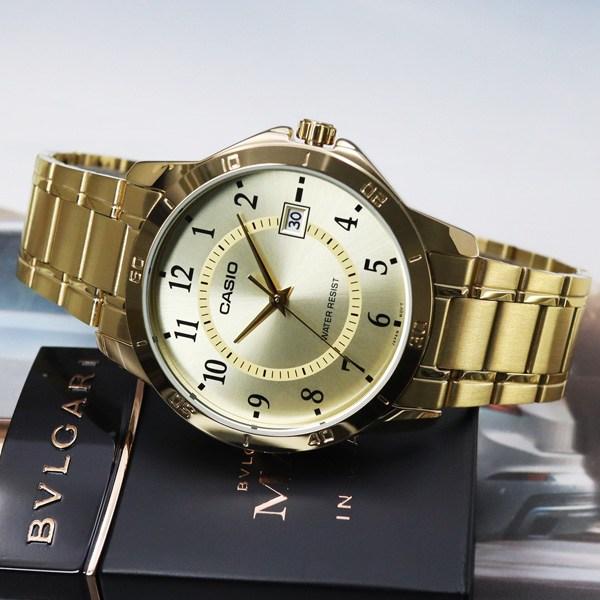 Casio Мужские золотые металлические часы