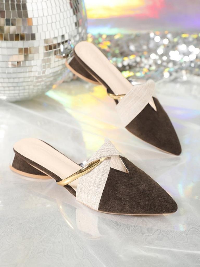 Fashion Women's Low-heeled Sandals Fashion Pointed Shallow Mouth Metal Decoration Soft Soled Slip-resistant Wear Slippers