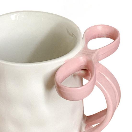 Керамическая кофейная кружка, элегантная чайная чашка для женщин, праздничная кружка с бантом и ручкой из ленты, кружка для горячих и холодных напитков, подарки на день рождения Святого Валентина