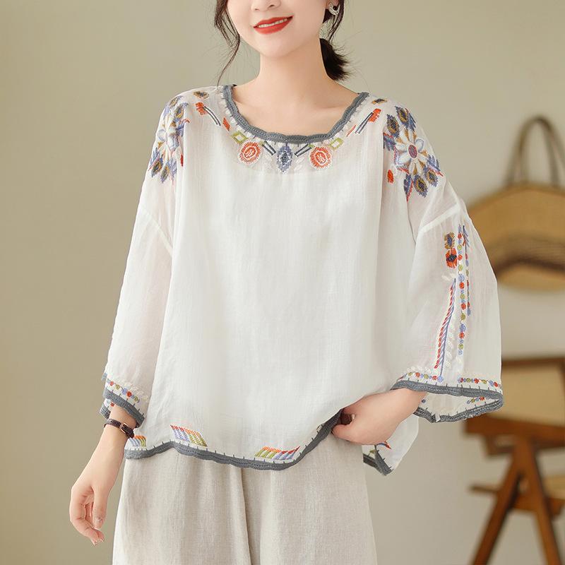Summer Loose Thin T-shirt for Women Large Size Ethnic Embroidered Blouse Round Neck Half Sleeve Top