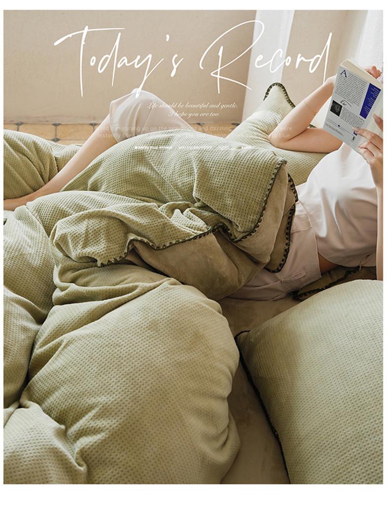 Скандинавский легкий люкс Коралловый флис Зимний постельный набор - Вафельный молочный вельвет, Двусторонний пододеяльник и простыня