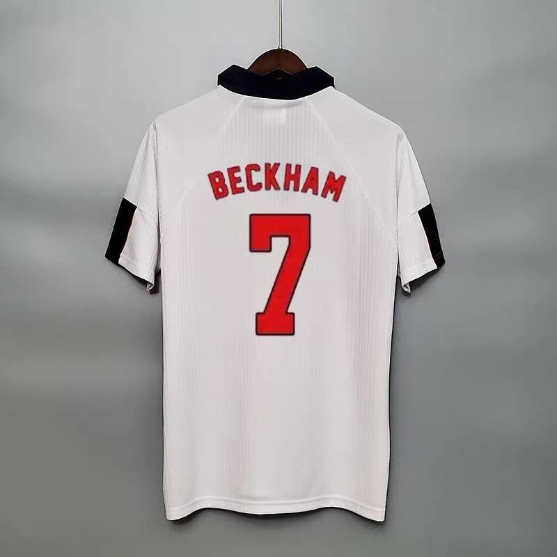 Retro jerseys: Santos, Neymardini, England, Beckham, Gerard Lampard, AC Kaká jersey