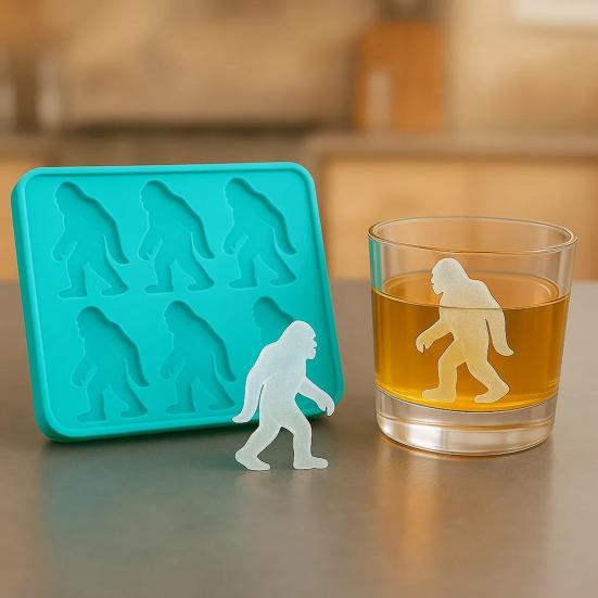 2Pcs Bigfoot-shaped Ice Tray BPA-Free Silicone 6 Cavity Sasquatch Shape Ice Cube Maker for Halloween Party Drinks Chocolate Soap Kitchen Gadget