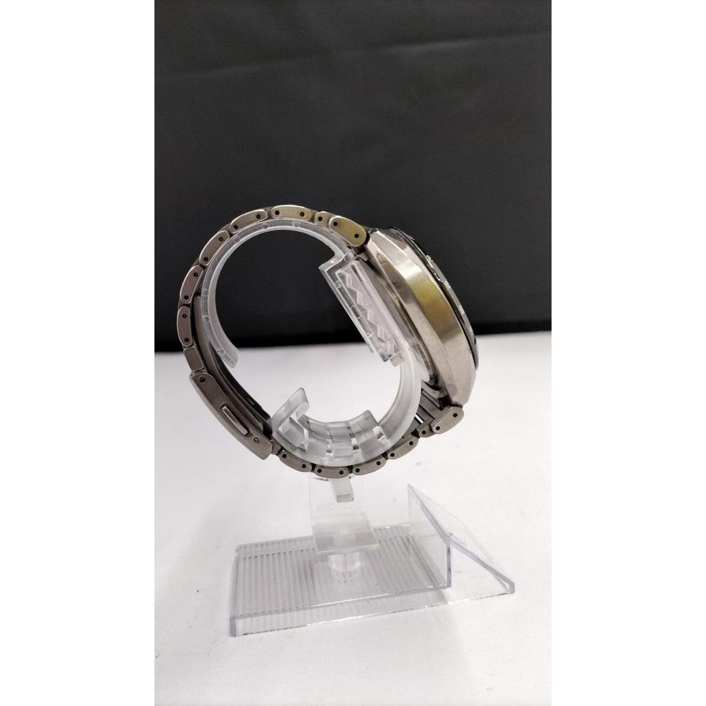 Б/у Солнечные часы CITIZEN H610-TO16782