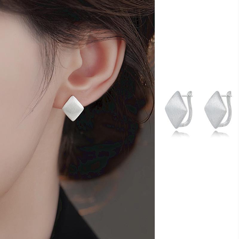 Brushed Square Earrings Fashion Light Luxury Early Autumn Personality Matte Matte Geometric Rhombus Earrings