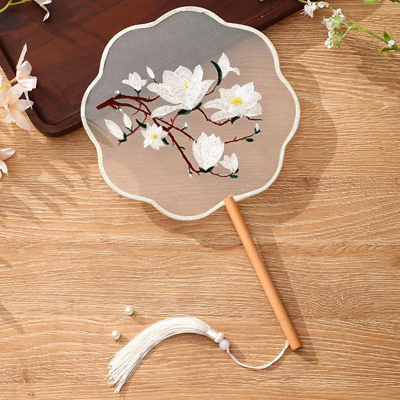 Китайский веер Полупрозрачный с длинной ручкой и кисточкой Танцевальный веер Женский костюм Ханфу Ципао Вышивка Маленький круглый веер