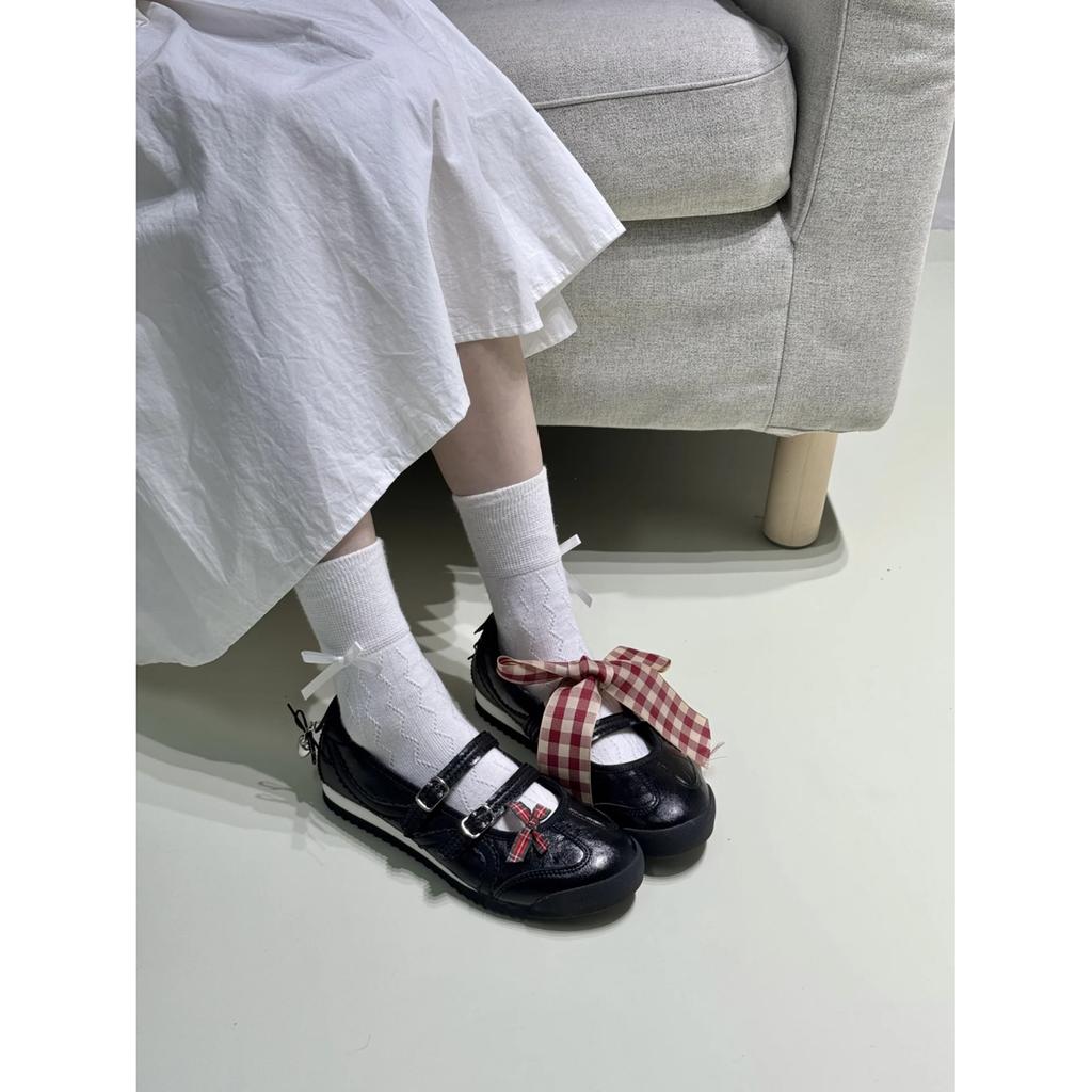 Туфли Мэри Джейн с бантом женские 2025 лето новые ремешок на одно слово балетки на плоской подошве с мелким вырезом одинарные туфли немецкие тренировочные туфли