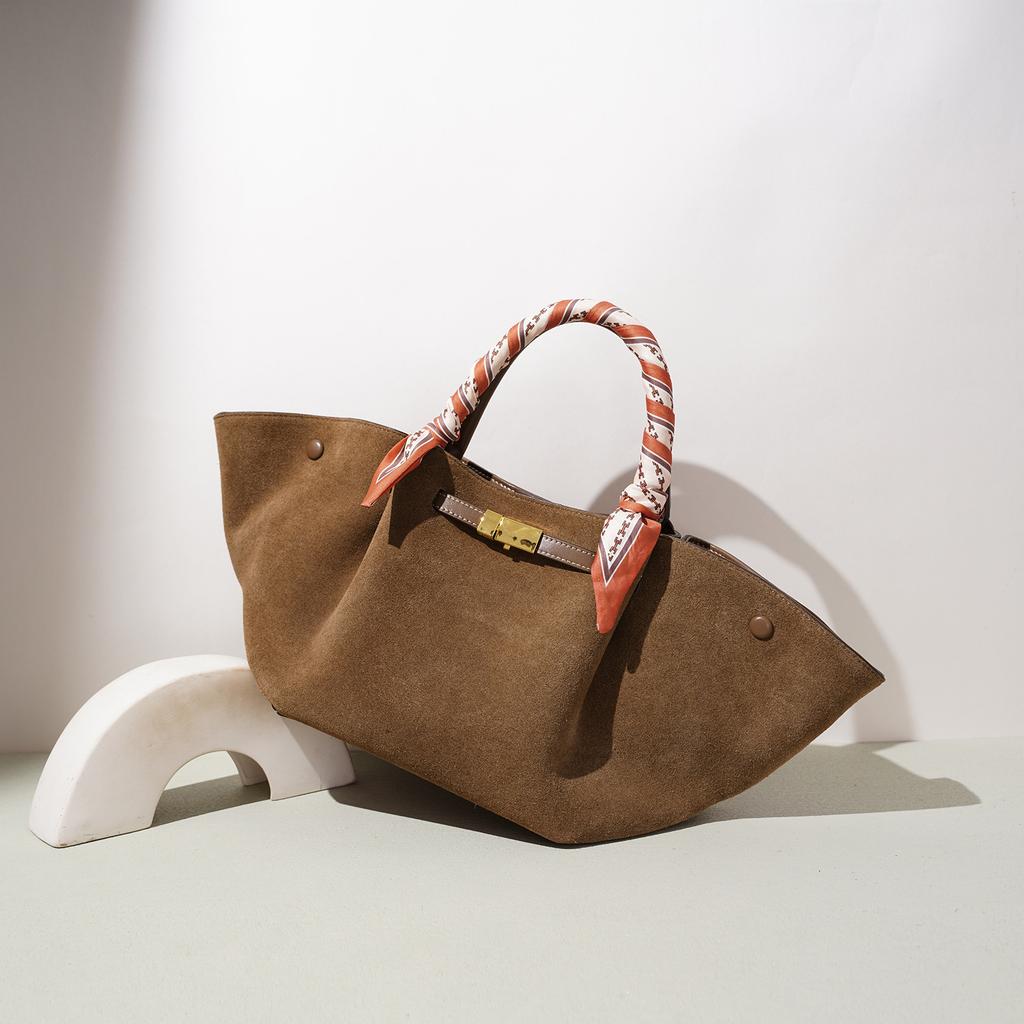 Autumn and winter wing bag New York bag fashion dumpling bag portable large capacity tote bag versatile woman