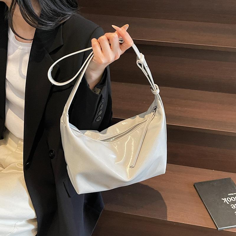 Модная и популярная повседневная однотонная повседневная простая портативная наплечная сумка-багет новая сумка-пельмень