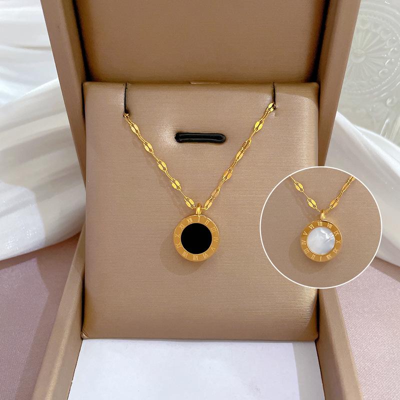 Fashion Retro Women's Necklace Temperament Micro Diamond Necklace Exquisite Collar Chain Accessories