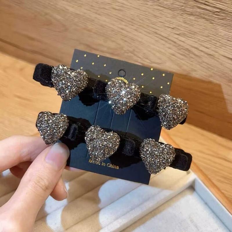 New Retro Red Flocking Hairpins Trendy Velvet Shiny Shark Clips Barrettes for Girl Fashion Braid Hair Accessories Headwear Gifts