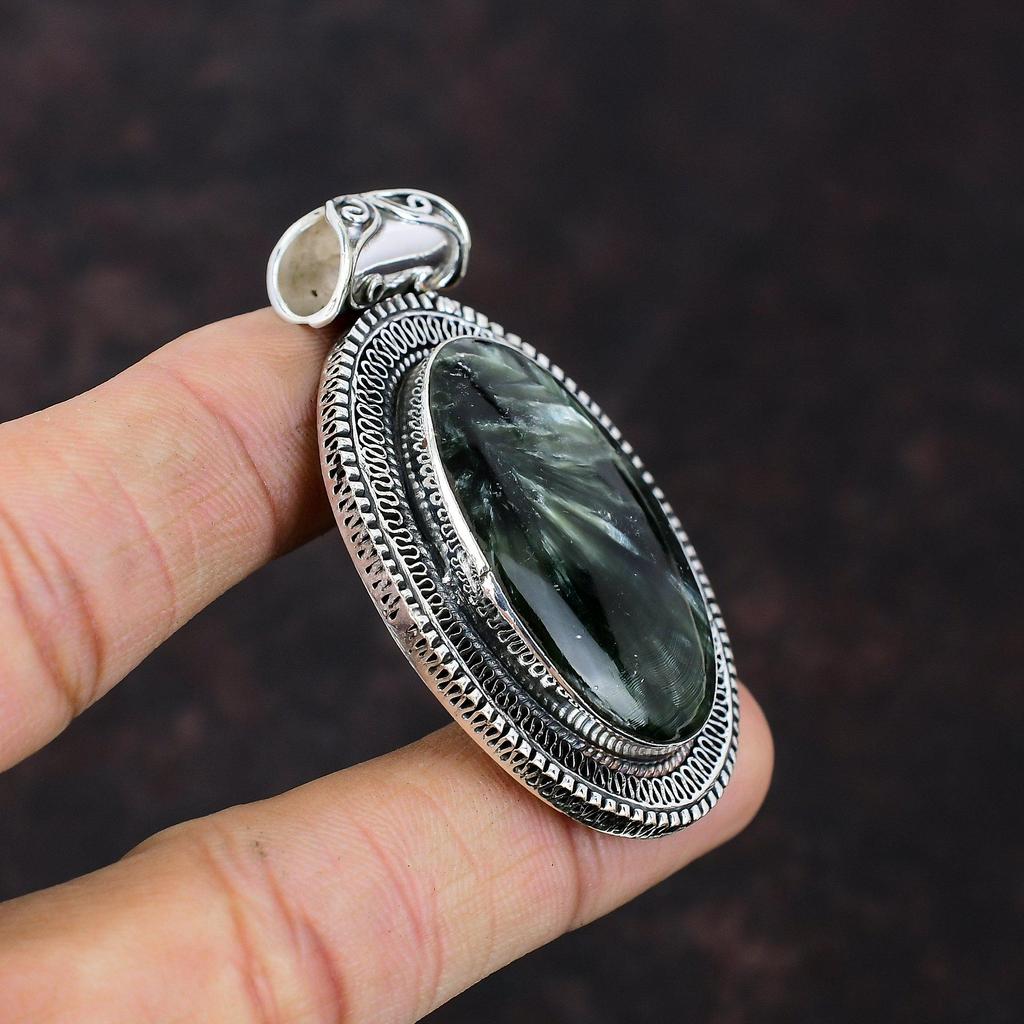 Подвеска с серафинитом. Подвеска из драгоценного камня высшего качества. Подвеска из стерлингового серебра 925 пробы. Замечательная винтажная подвеска. Изысканные ювелирные изделия ручной работы. Подарок для жены.