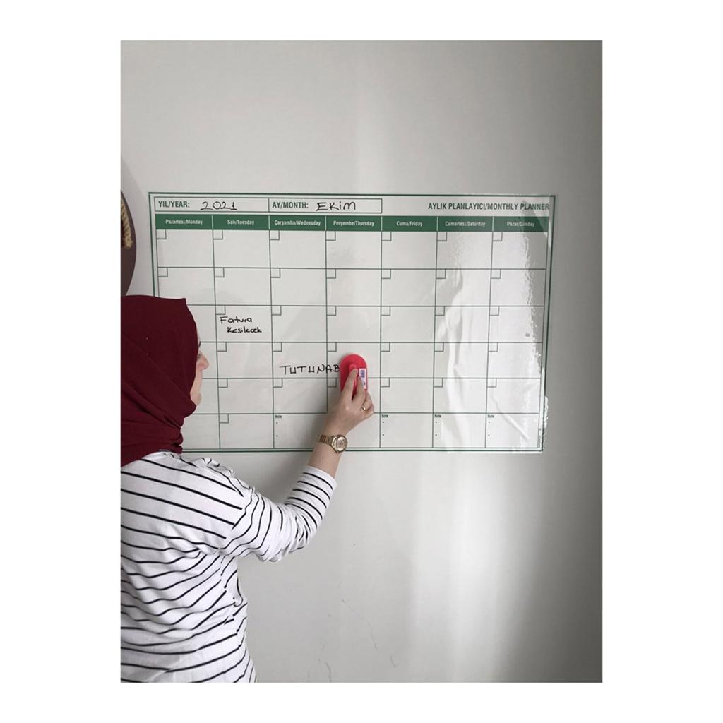 2 ежемесячных планировщика, календаря, доски для письма - 4 ручки для досок - 1 фетровый ластик