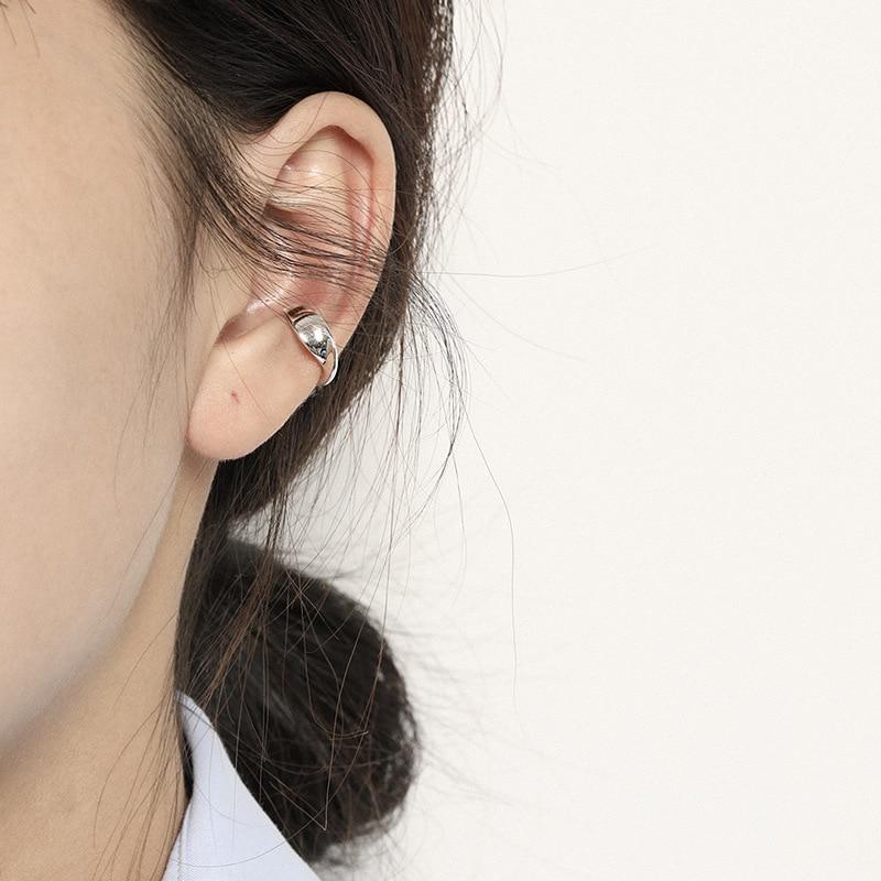 Новое кольцо Mobius S925 стерлингового серебра клипса для ушей женский нишевый дизайн индивидуальность высококачественные украшения для ушей