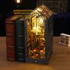 1 Набор DIY Набор для книжной полки Реалистичный Гладкий край Точно вырезанный Легко собрать Развитие воображения Кукольный домик 3D DIY Вставка для книжной полки Декор для