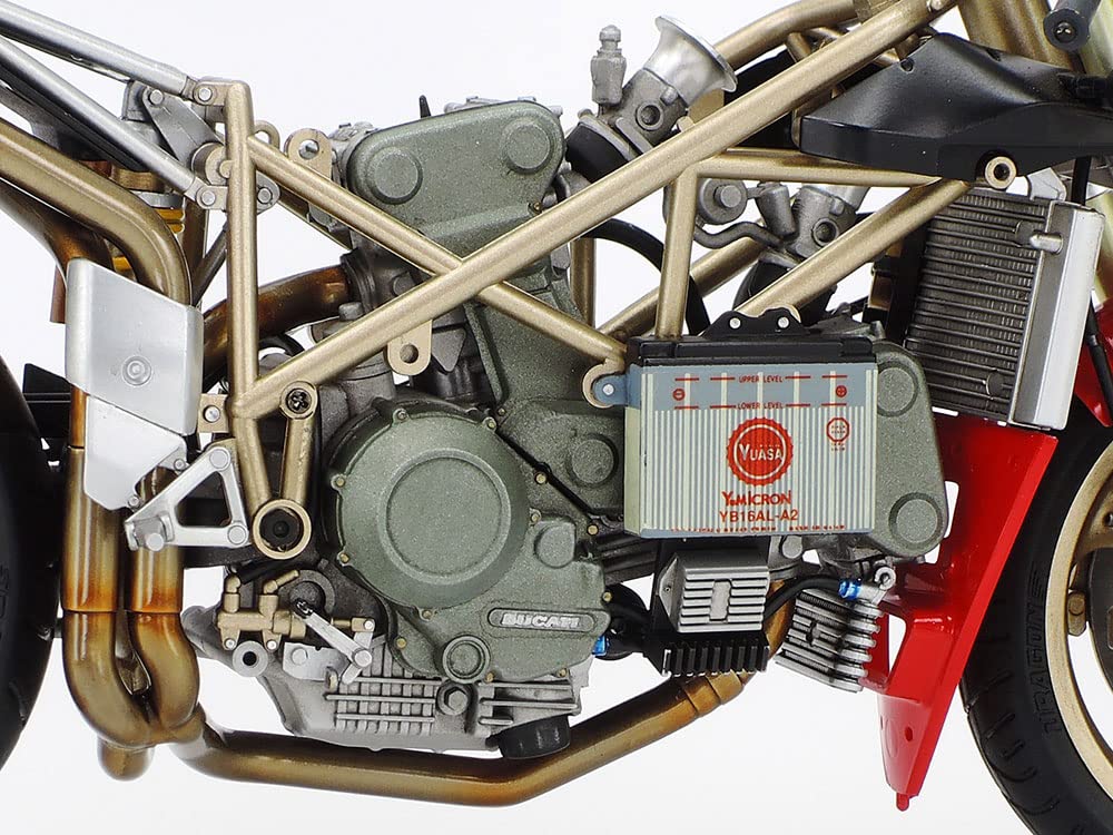 Мотоцикл серии TAMIYA Ducati 916 Пластиковая модель 14068 1/12 № 68