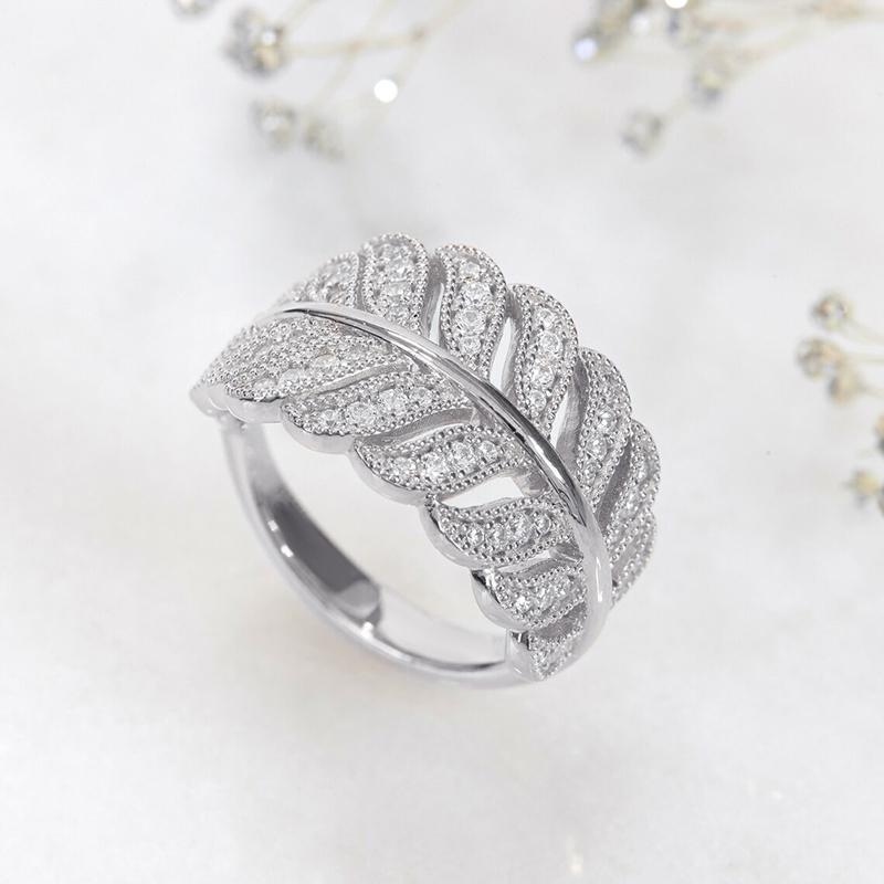 Кольцо Huitan Sparkling Leaf Design, женское, яркое, циркониевое, украшение на палец для повседневной вечеринки, стильные 3 цвета, доступные аксессуары