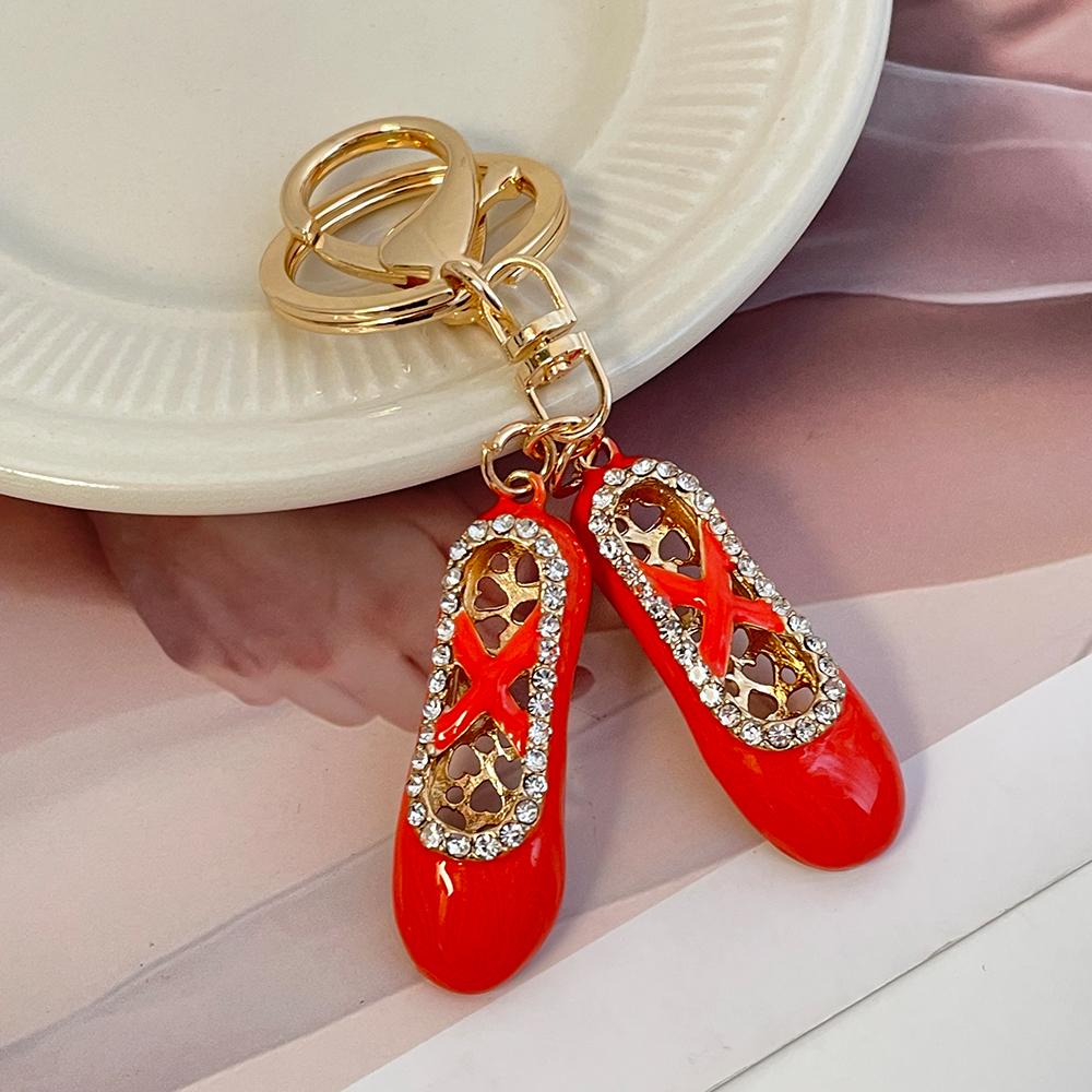 Ключница-брелок 4 цвета Эмалированные Туфли Балерины Стразы Кристалл Брелок для Ключей Автомобиля Женская Сумка Подвеска Сувенир Подарок