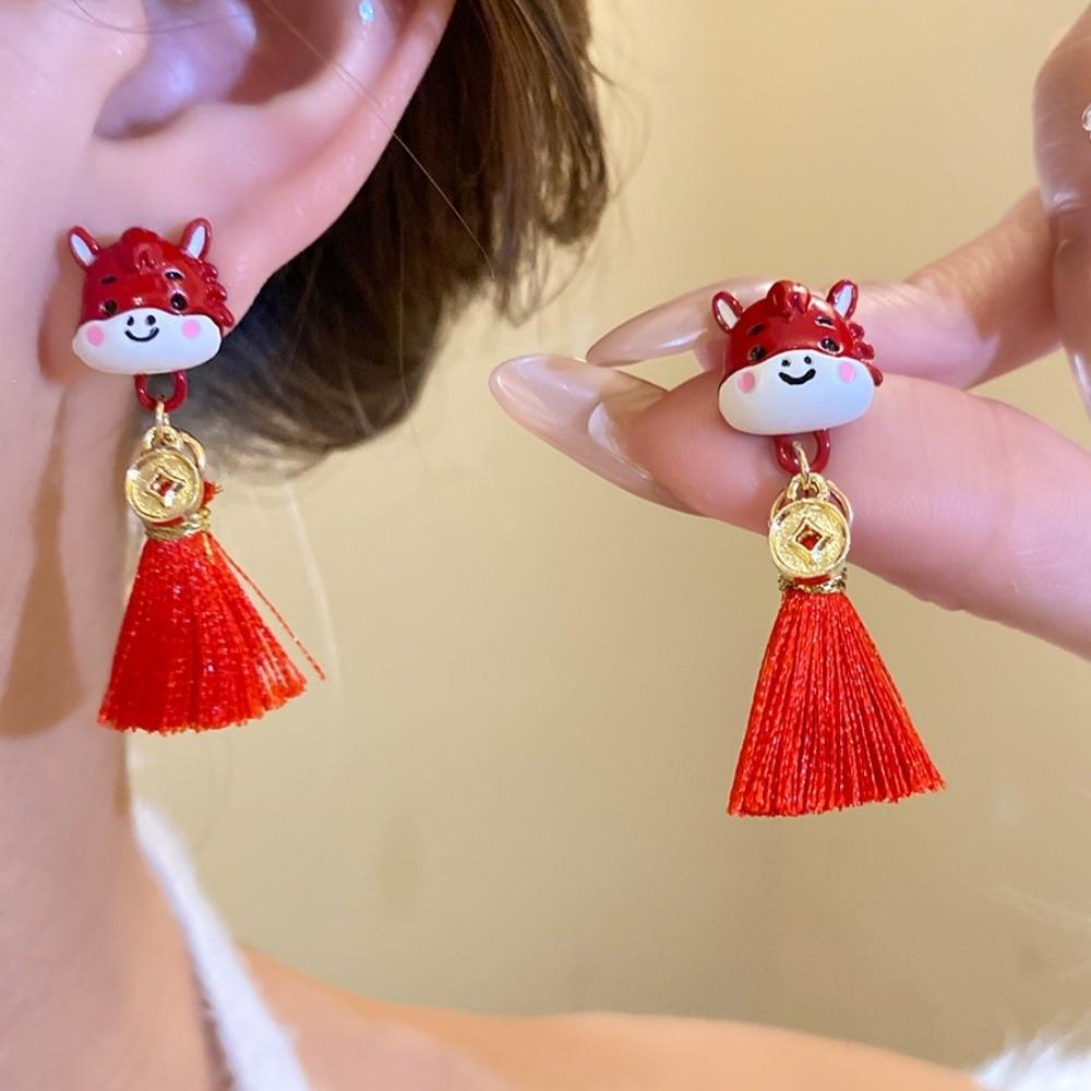 Мультяшная лошадь, красная пони, серьги-подвески с флокированной лошадью-маскотом, новогодние серьги с лошадью, для девочек