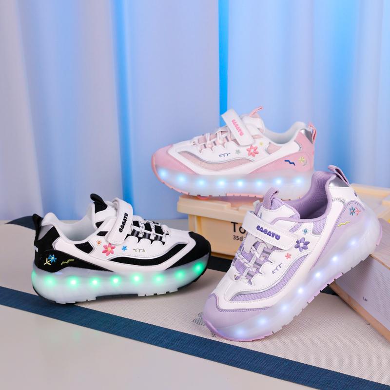 Детские четырехколесные съемные плоские спортивные туфли перезаряжаемые светодиодные светящиеся спортивные туфли четырехколесные роликовые коньки