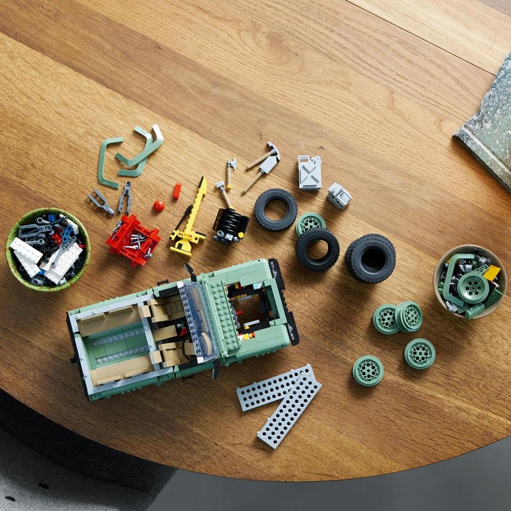 LEGO Icon Land Rover Classic Defender 90 10317 Набор для сборки модели автомобиля для взрослых и любителей классических автомобилей. Захватывающий проект на основе Icon Great