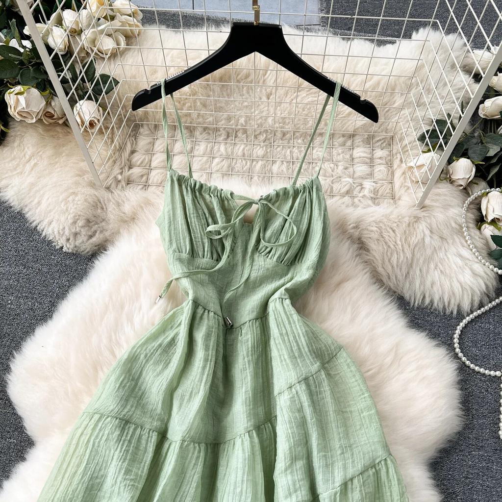 Маленькая одежда с милым бантом и квадратным воротником, облегающие короткие юбки с оборками, сексуальное платье на бретельках с открытой спиной