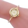 Мода 2025 Женские наручные часы Золотой браслет Маленький циферблат Элегантные часы Новые Милые Женские Стальной браслет Часы Кварцевые наручные часы