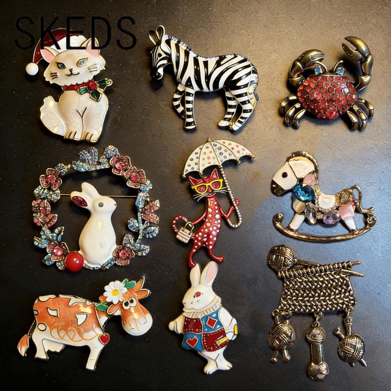 SKEDS Винтажная Брошь Животное Изысканный Высококлассный Дизайн Кролик Кошка Собака Булавка Элегантный Аксессуар для Корсажа Значок на Пальто Свитер Подарок