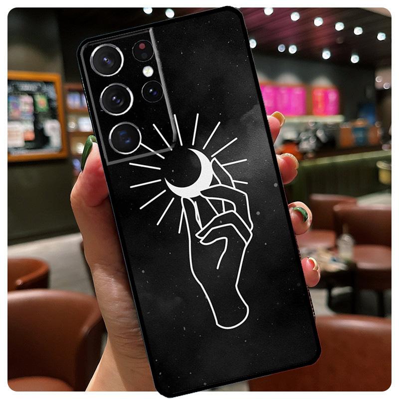 Чехол для телефона Samsung Galaxy S25 Ultra S21 S22 S23 S24 Ultra S9 S10 Plus S24 S25 FE с изображением руки, держащей луну, и пальцевым сердцем