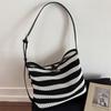 2025 New Woven Striped Large Capacity Lazy Wind Portable Underarm Bag Shoulder Bag Fashion Casual Tote Bag