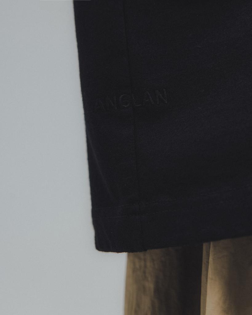 ANGLAN Essential Pocket Half Tee - Black