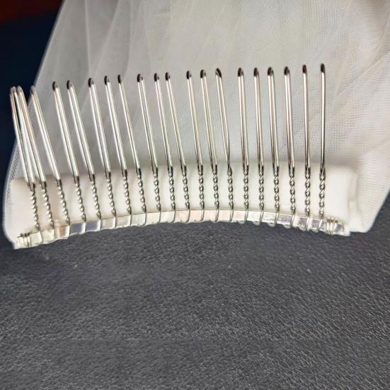 Женская двухслойная кружевная фата с противоскользящим гребнем и пайетками по краю из тюля