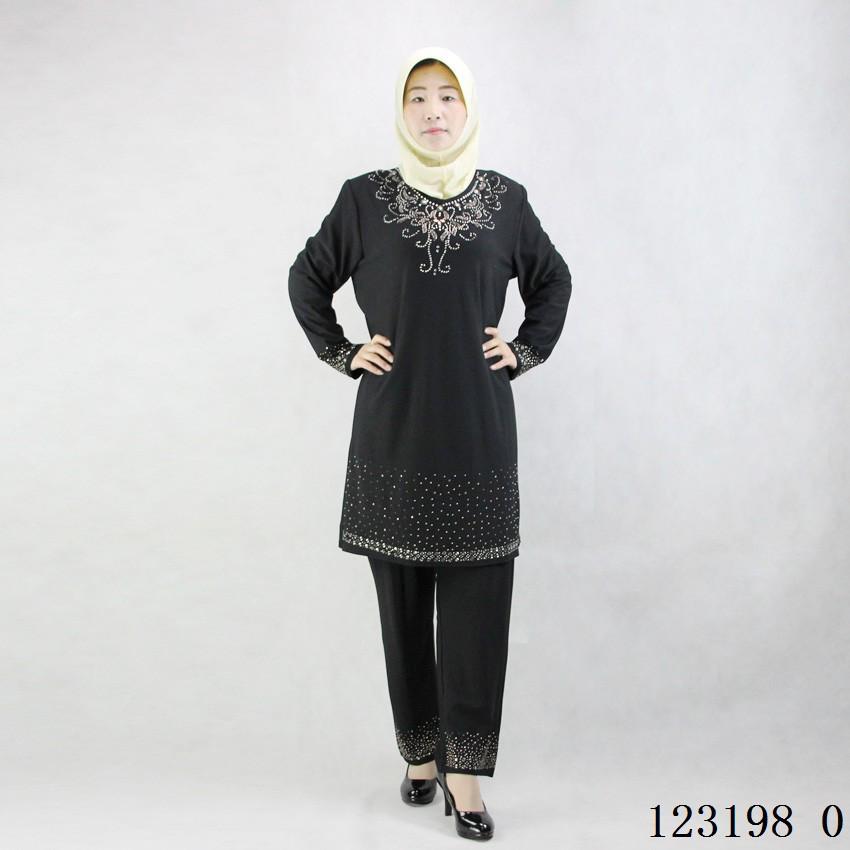 Traditional Muslim Women's Prayer Dress with Crystal Embellishments - Long Cotton Robe