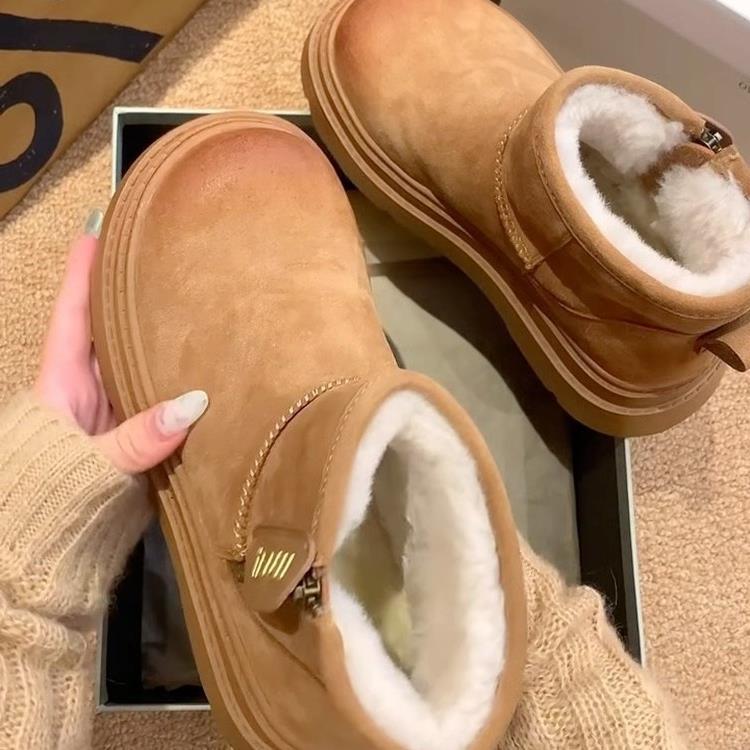 [Странный эстетизм] Кожаные меховые зимние ботинки на толстой подошве с внутренней танкеткой, женские новые бархатные и утолщенные хлопковые туфли на осень и зиму